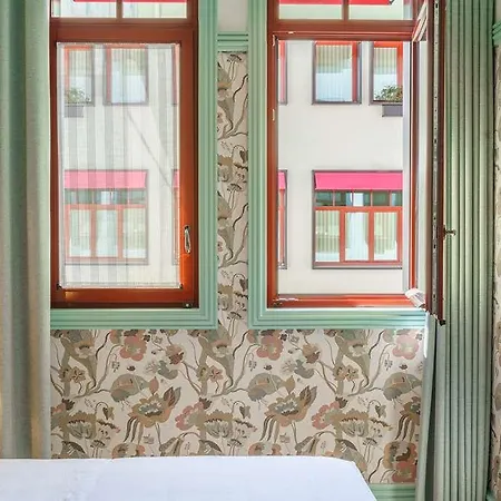 The Editory Boulevard Aliados - Preferred