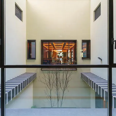 The Editory Boulevard Aliados - Preferred 5* Oporto