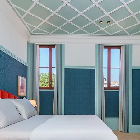 The Editory Boulevard Aliados - Preferred 5* Porto