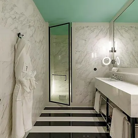 The Editory Boulevard Aliados - Preferred 5* Porto