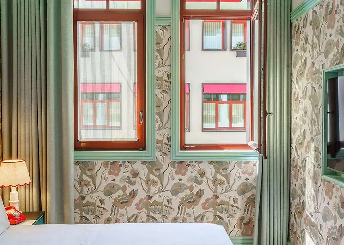 The Editory Boulevard Aliados - Preferred