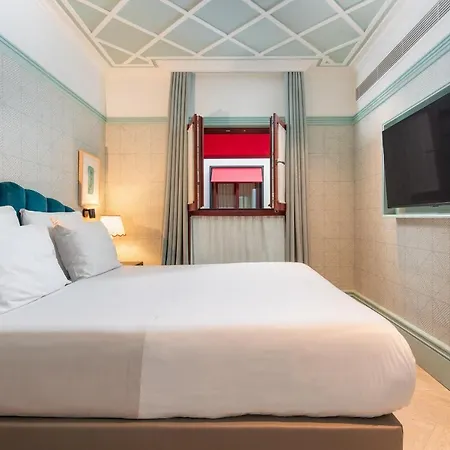 The Editory Boulevard Aliados - Preferred Otel