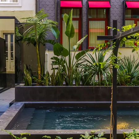 The Editory Boulevard Aliados - Preferred Otel Porto